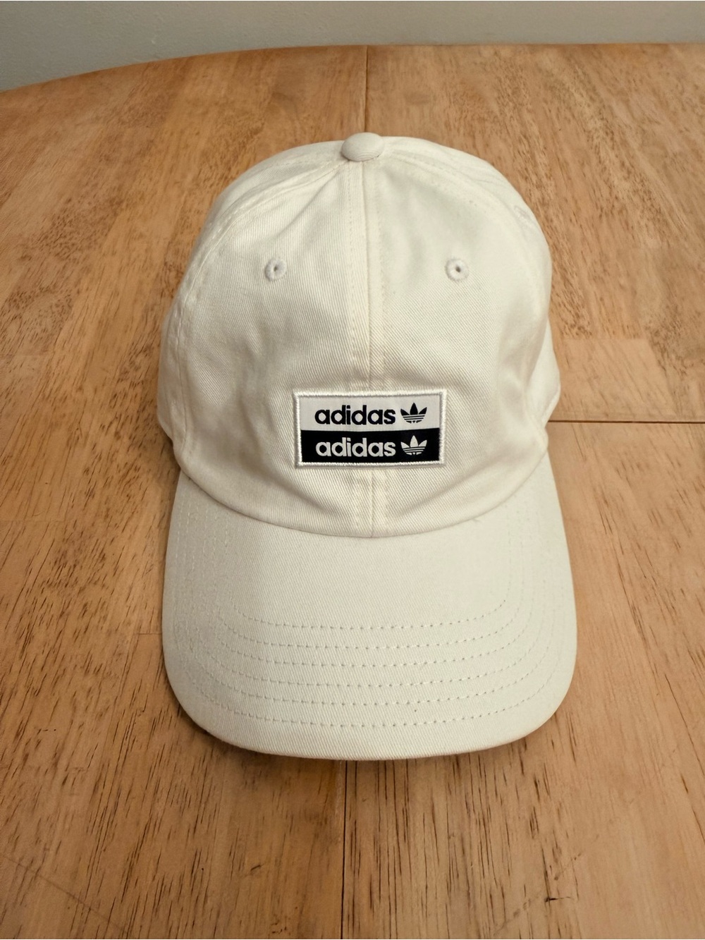 adidas Woman’s White Baseball Cap OS